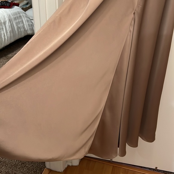 Fame & Partners Strappy Draped Gown - Picture 7 of 10